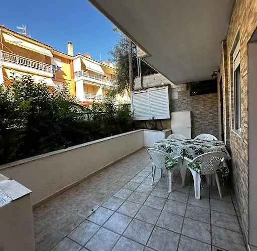 House 77